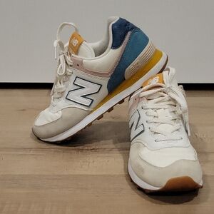 New Balance 574 White and Beige Sneakers